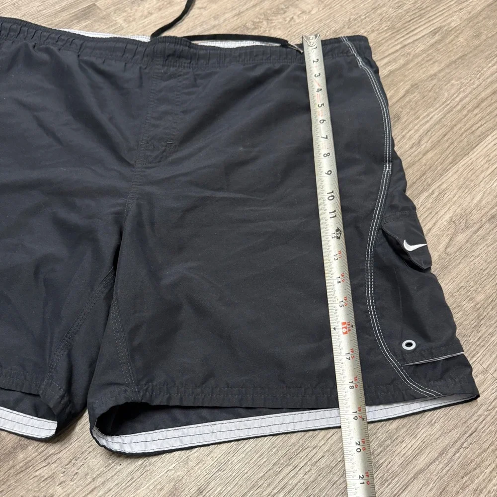 Nike‎ Mens Black Board Shorts Swim Trunks Cargo Pocket XL Mesh Lined Y2K